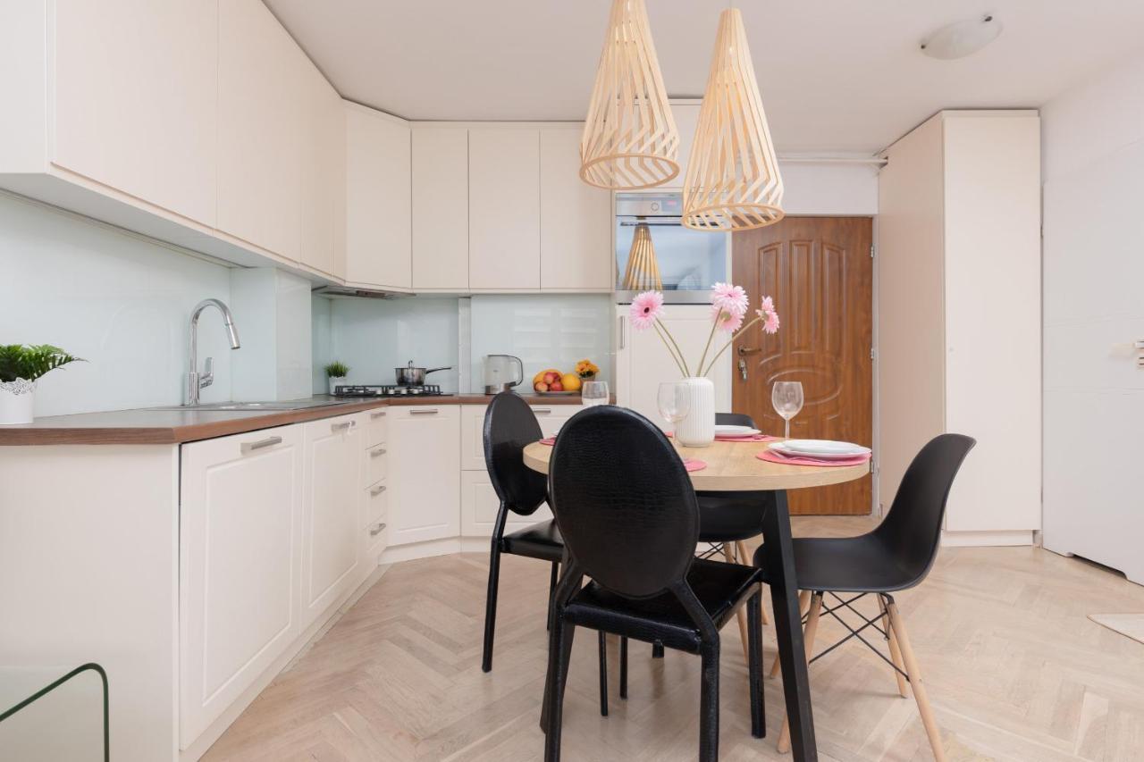 Zlota Apartment Center Of Warsaw By Noclegi Renters מראה חיצוני תמונה